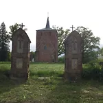 Lantgård La Petite France Parnowo