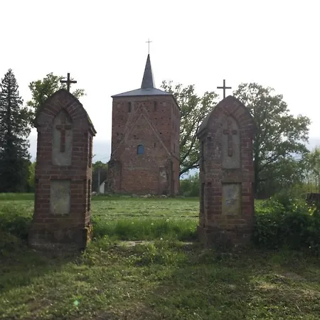 农家乐 La Petite France Parnowo